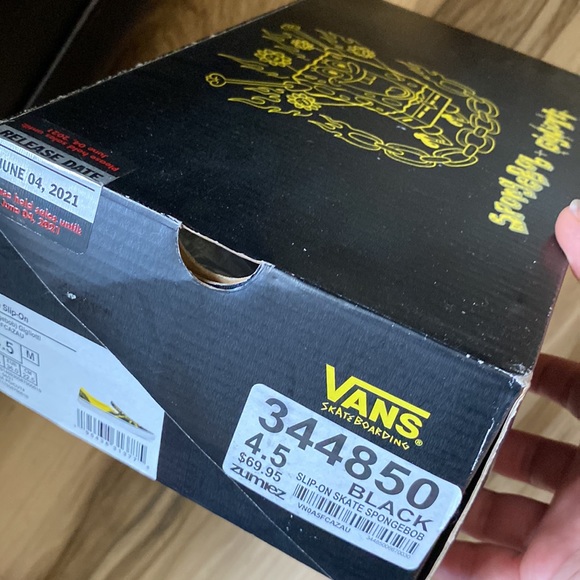 Sponge Bob Vans New with box 4.5 - Picture 5 of 5